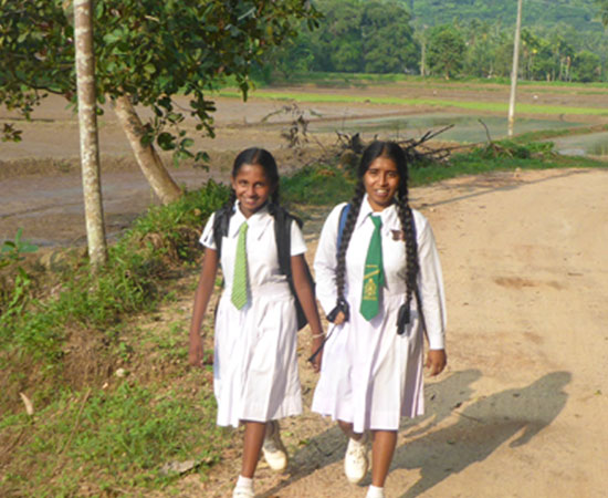 beim Wandern in Sri Lanka Begegnungen.jpg