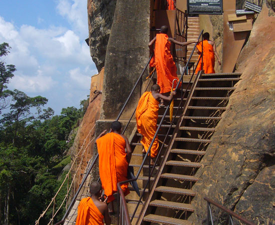 Wanderungen-sri-lanka.jpg